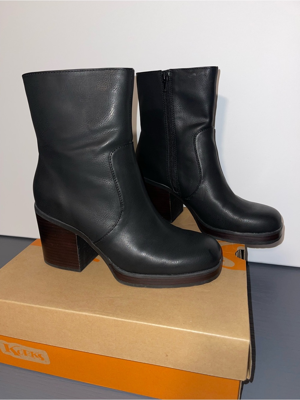 Kork-Ease Black Leather Chunky Heel Ankle Boots